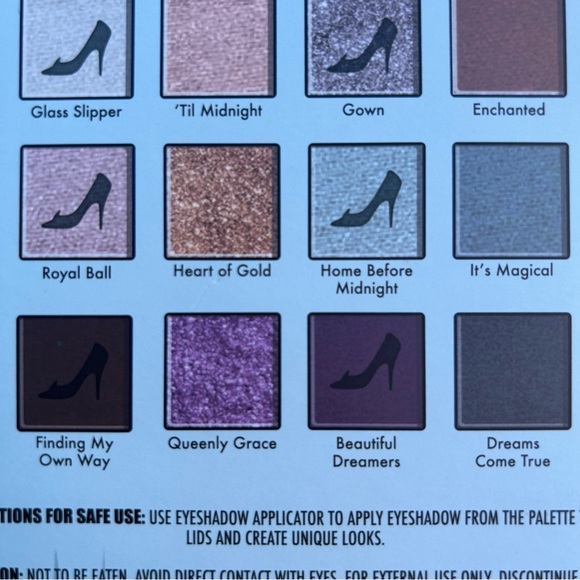 Disney princess Cinderella eyeshadow palette - Picture 2 of 4